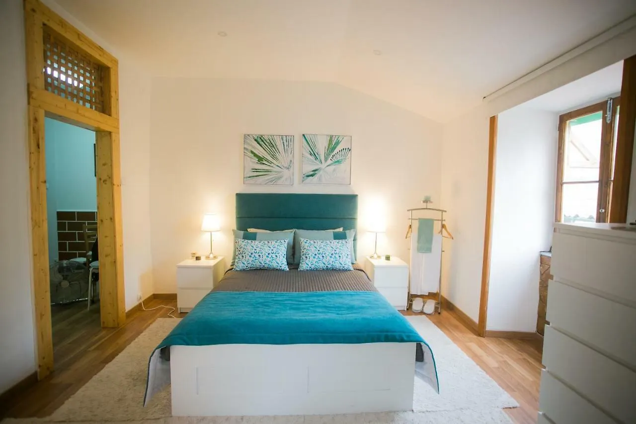アパート Fantastic Santos Appartment Lisboa ポルトガル