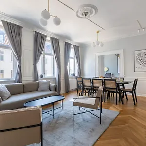 Large With Canal View In Cph , Copenhague Dinamarca